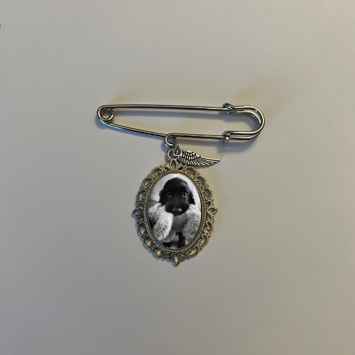 Customizable Pin